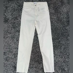 Women’s white straight leg jeans size 4